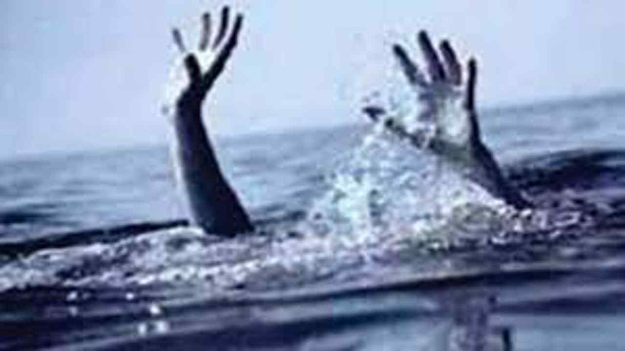 Ghazipur News: जंगीपुर में छात्रा ने बेसो नदी में लगाई छलांग