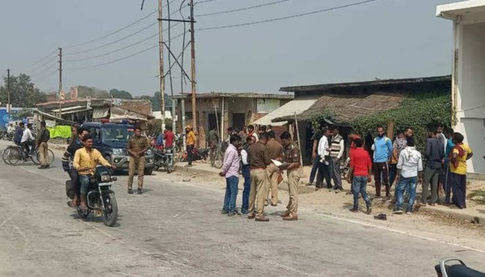 सुलतानपुर Sultanpur में बड़ा हादसा, बेकाबू ट्रक ने बाइक सवार दंपती को रौंदा