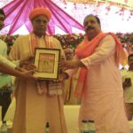 Ghazipur News: बाराचवर ब्लाक परिसर में चिंतन शिविर का किया गया आयोजन, आगनबाड़ी लाभार्थियों की की गई गोंद भराई