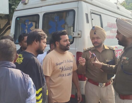 Amritsar News: Cab driver shot with bullets, condition critical