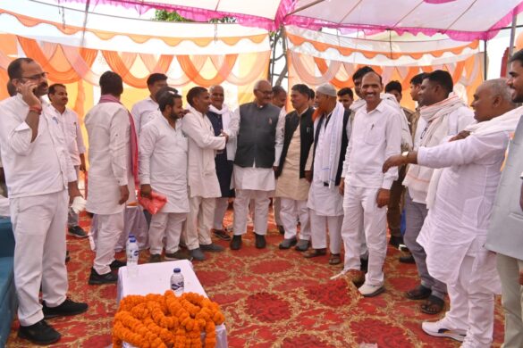 Sitaram Yadav Death Anniversary: Tribute program held at Baba Satyaram Inter College Sitaram Yadav Death Anniversary: Tribute program held at Baba Satyaram Inter College