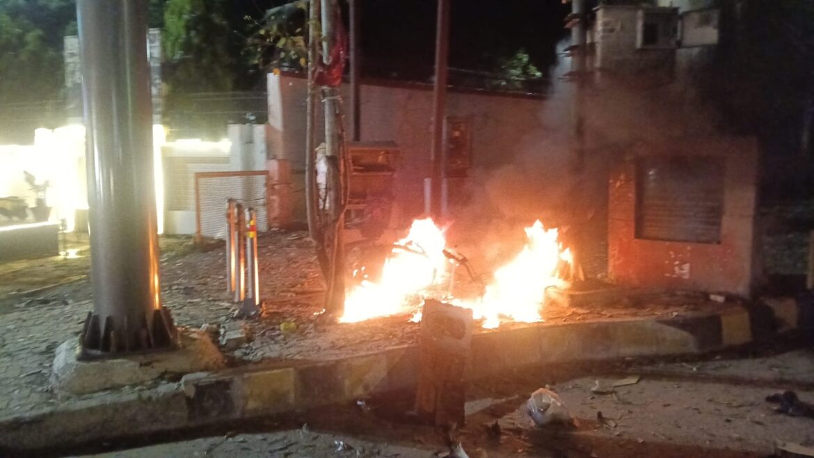 Jalandhar News: Explosion in Scooty outside BSF Headquarters, sound heard up to one and a half km distance.