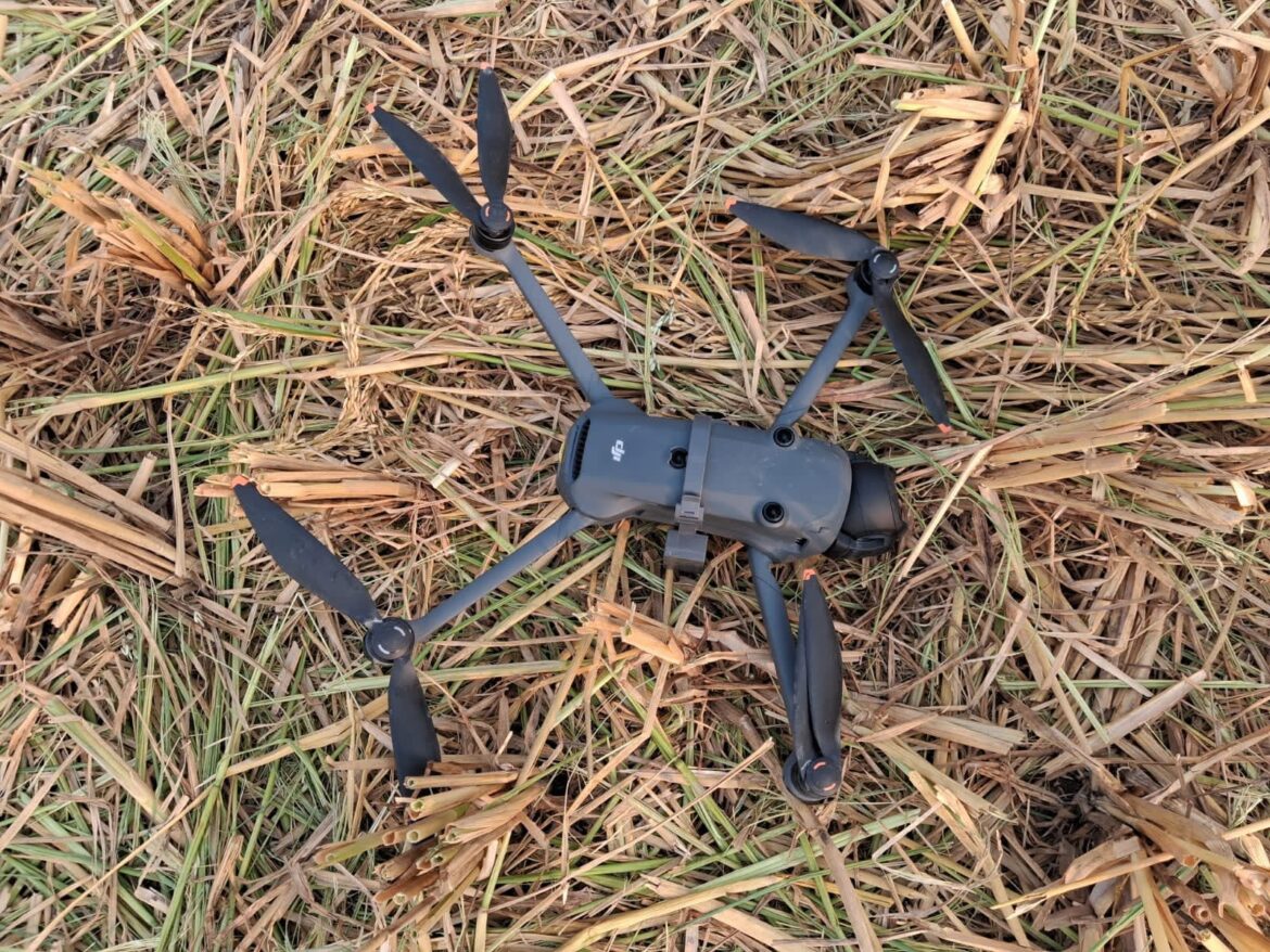 BSF seizes heroin and drone from Pakistan.